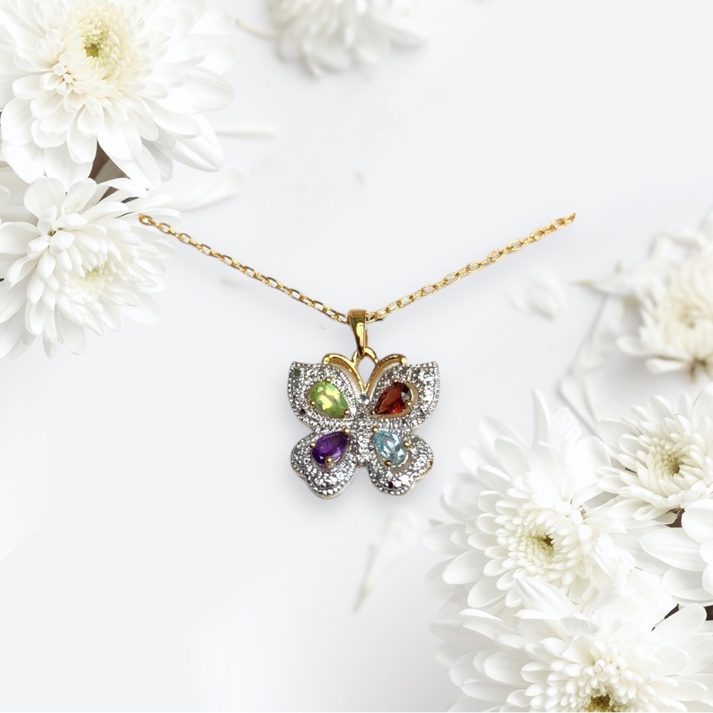 🆕 IN GIFT BOX Diamond Accent Butterfly Pendant w/18K Gold Plated Necklace